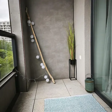 Cozy Urban - Balcony With Garden View Bratislava