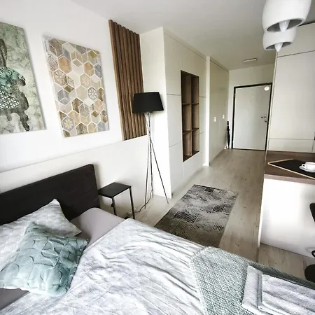 Cozy Urban - Balcony With Garden View Apartament *