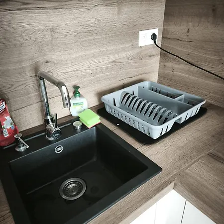 Cozy Urban - Balcony With Garden View Lägenhet