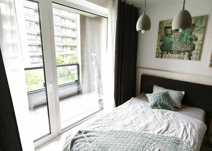 Cozy Urban - Balcony With Garden View