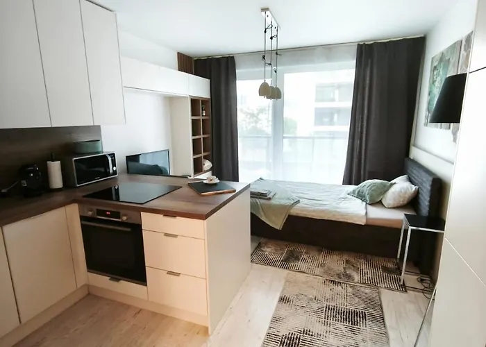 Cozy Urban - Balcony With Garden View Bratislava