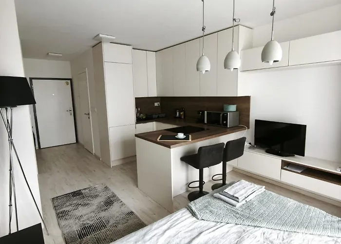 Cozy Urban - Balcony With Garden View Apartmán