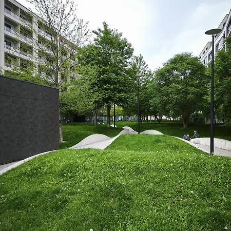 Cozy Urban - Balcony With Garden View Apartament *