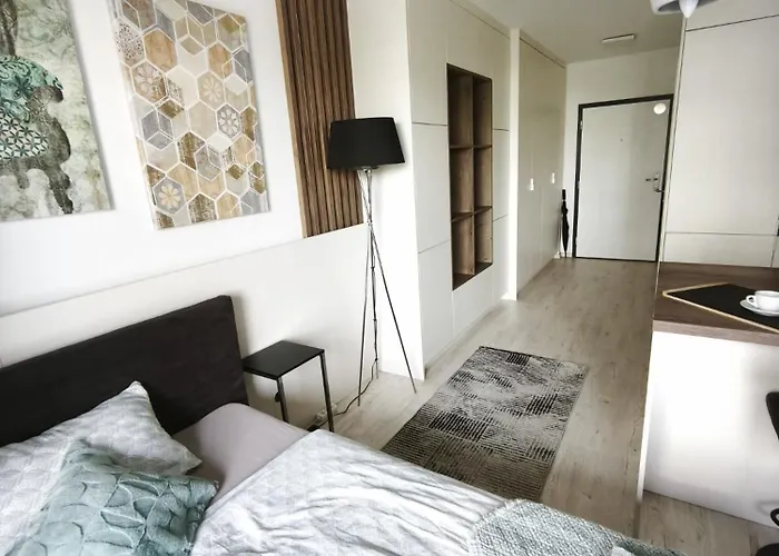 Cozy Urban - Balcony With Garden View Apartament *