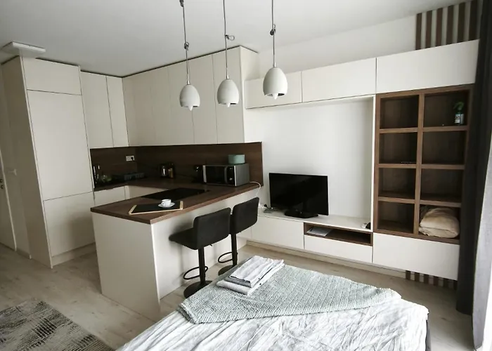 Apartament Cozy Urban - Balcony With Garden View